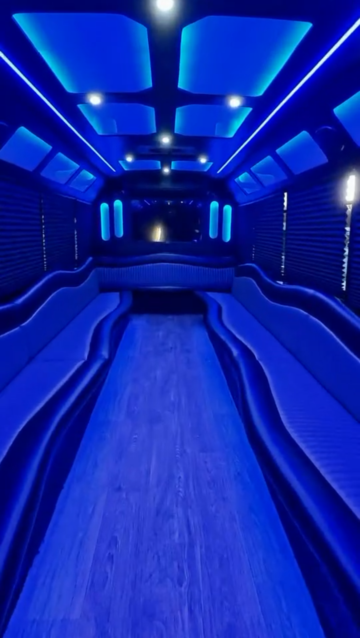 Hourly luxury transportation